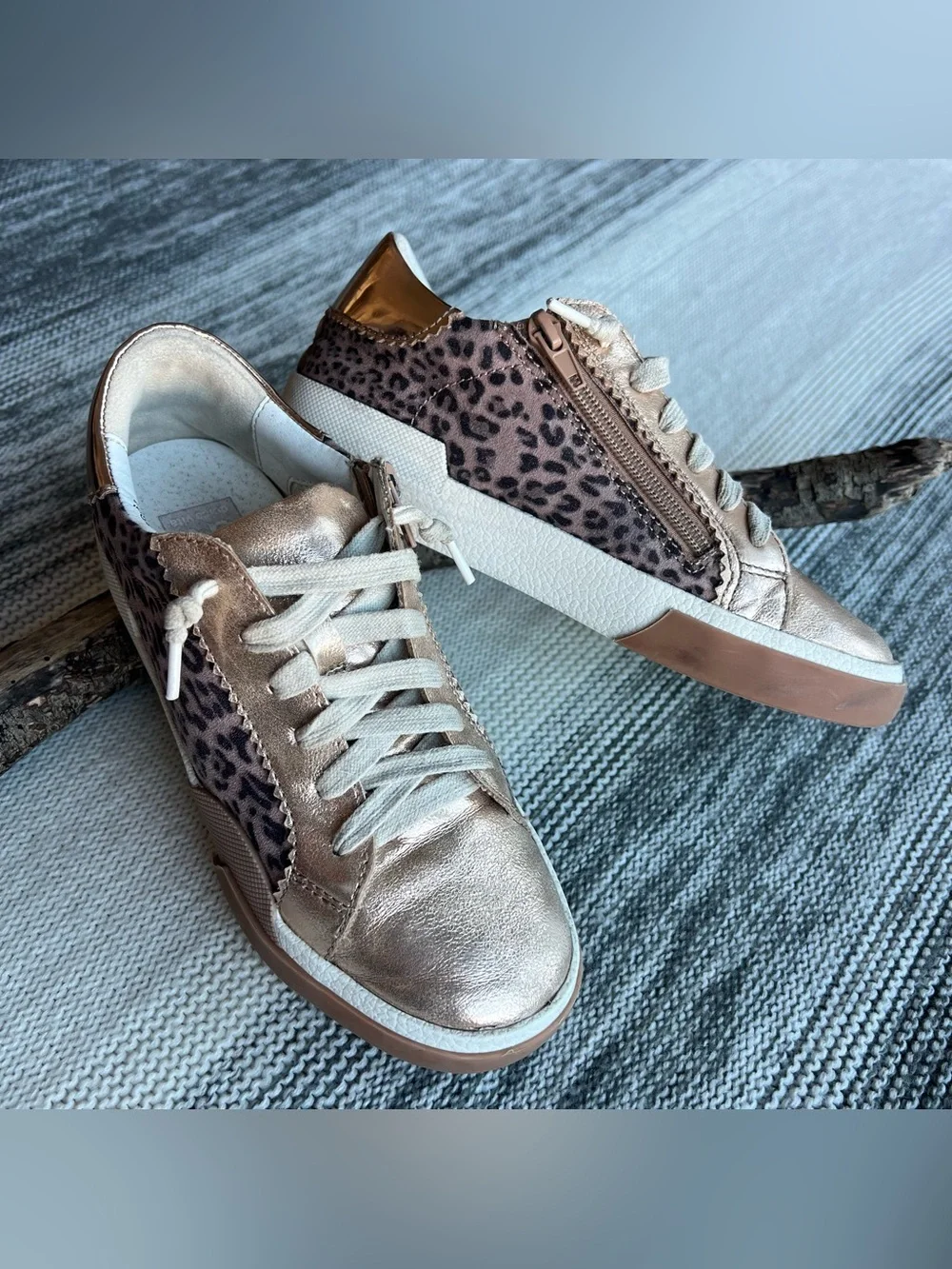 Dolce Vita Pheby Girls Sneakers